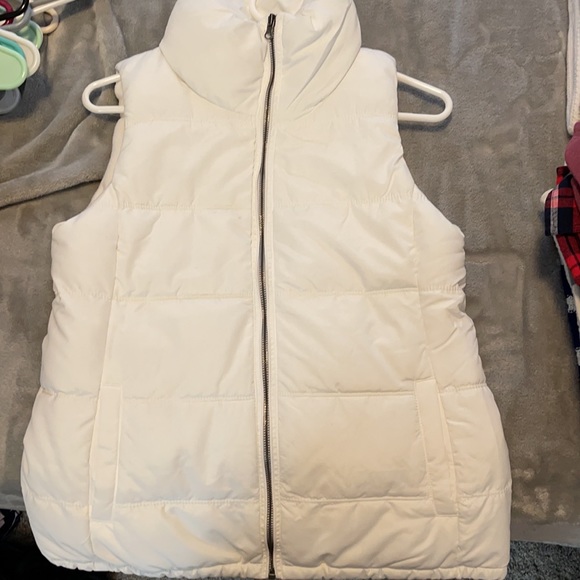 Old Navy Puffy Vest - Picture 2 of 4